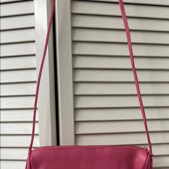 Pink Purse - Picture 2 of 5